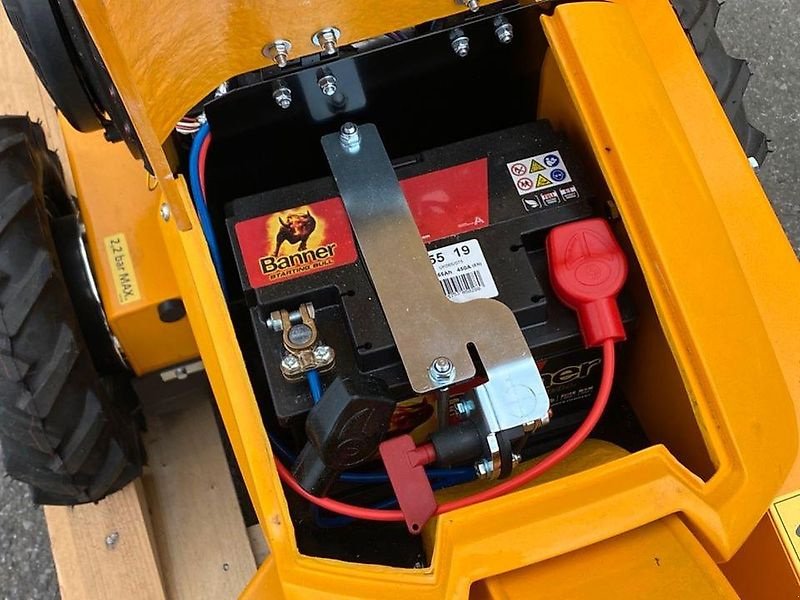 Bodenfräse typu laski Stubbenfräse Stockfräse Baumstumpffräse Wurzelstockfräse, Gebrauchtmaschine v Schmallenberg (Obrázek 9)