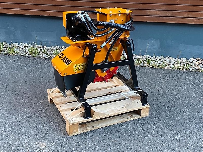 Bodenfräse typu laski Stubbenfräse Stockfräse Baumstumpffräse Wurzelstockfräse, Gebrauchtmaschine v Schmallenberg (Obrázek 1)