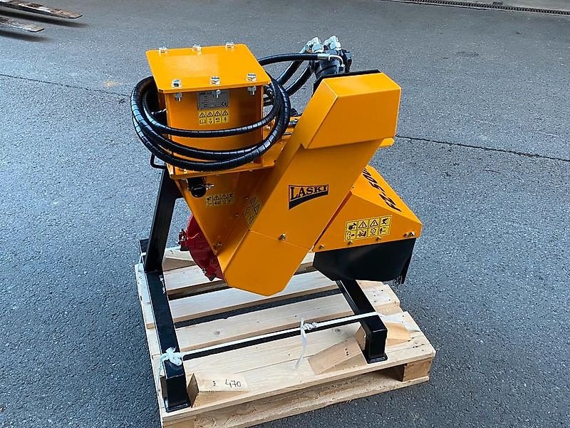 Bodenfräse typu laski Stubbenfräse Stockfräse Baumstumpffräse Wurzelstockfräse, Gebrauchtmaschine v Schmallenberg (Obrázek 3)