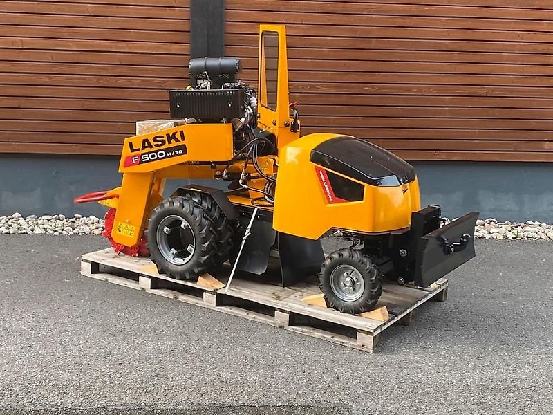 Bodenfräse typu laski Stubbenfräse Stockfräse Baumstumpffräse Wurzelstockfräse, Gebrauchtmaschine v Schmallenberg (Obrázek 3)