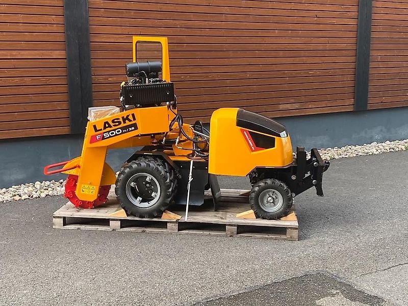 Bodenfräse typu laski Stubbenfräse Stockfräse Baumstumpffräse Wurzelstockfräse, Gebrauchtmaschine v Schmallenberg (Obrázek 2)