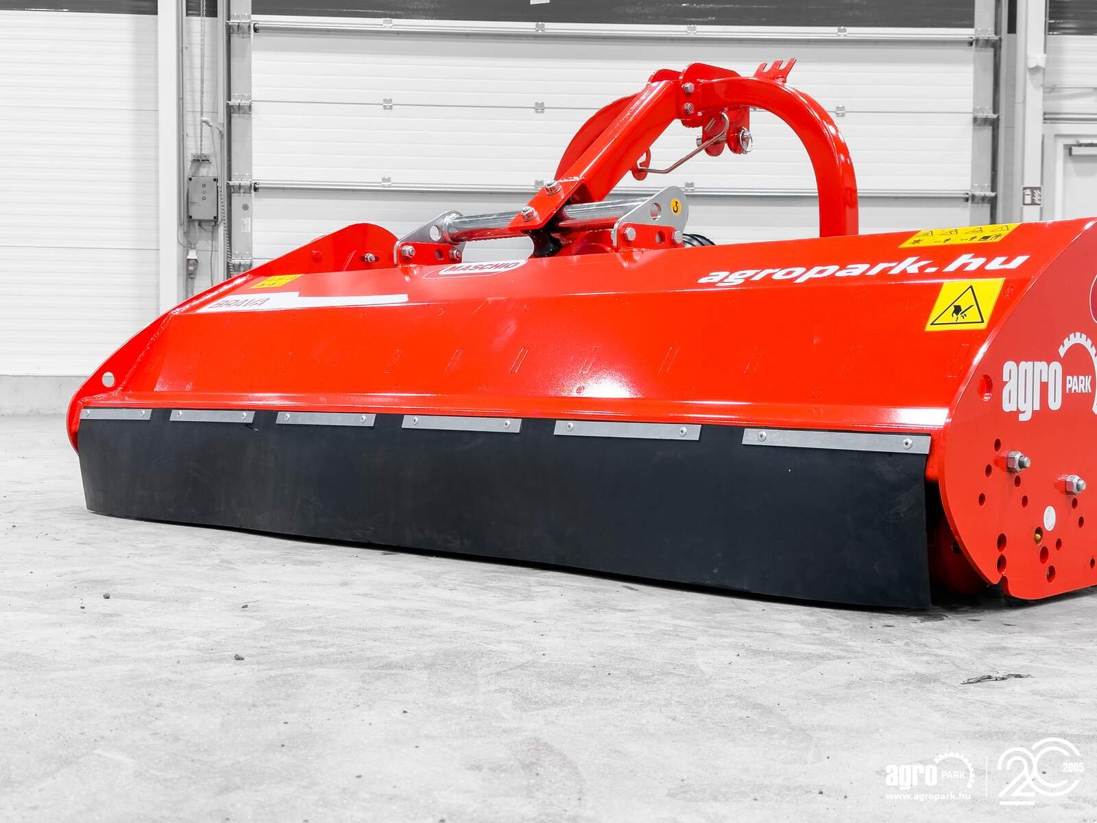 Bodenfräse типа Maschio Brava 200S 1.95 m working width flail mower, 22 hammers, pair of skids, and mud scraper, Gebrauchtmaschine в Csengele (Фотография 17)