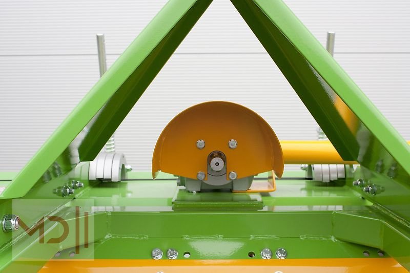 Bodenfräse typu MD Landmaschinen BO Fräse 1,8 m für Zwischenreihe Vega, Neumaschine w Zeven (Zdjęcie 8)