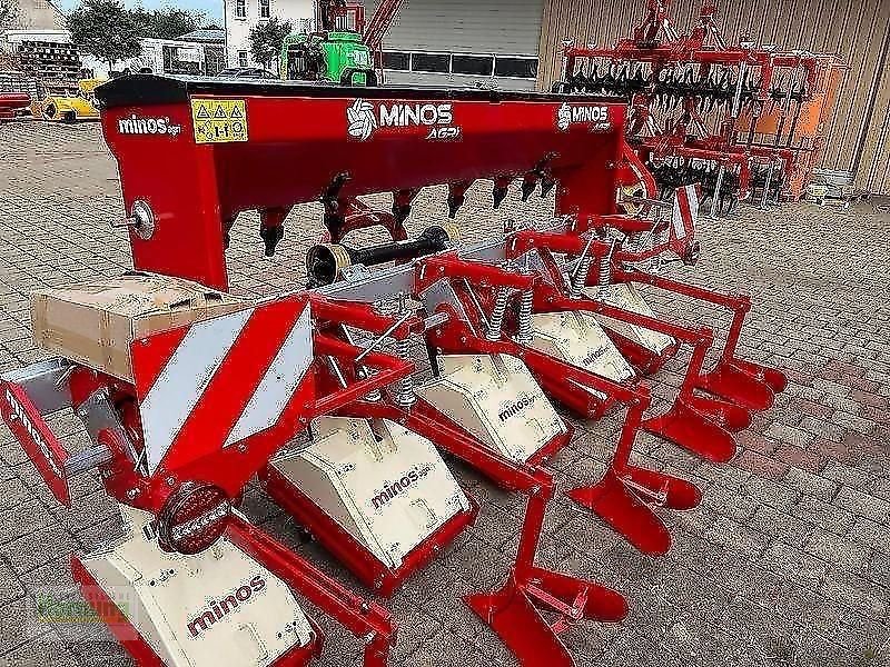 Minos Agri R 5, Vorführmaschine (Bild 1) Bodenfräse des Typs Minos Agri R 5, Vorführmaschine in Unterschneidheim-Zöbingen (Bild 1)