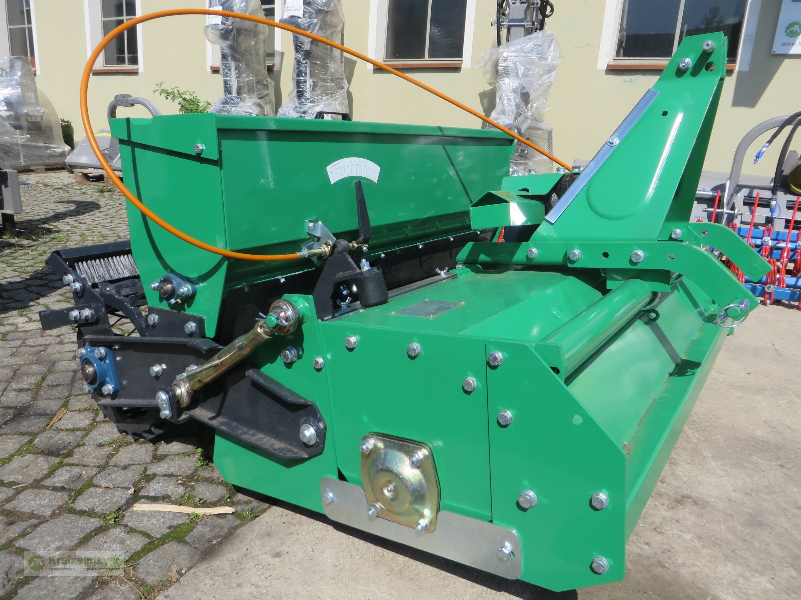 Bodenfräse typu Sonstige 125 Bodenumkehrfräse + Saatgutbehälter + Gelenkwelle NEU, Neumaschine v Feuchtwangen (Obrázek 1)