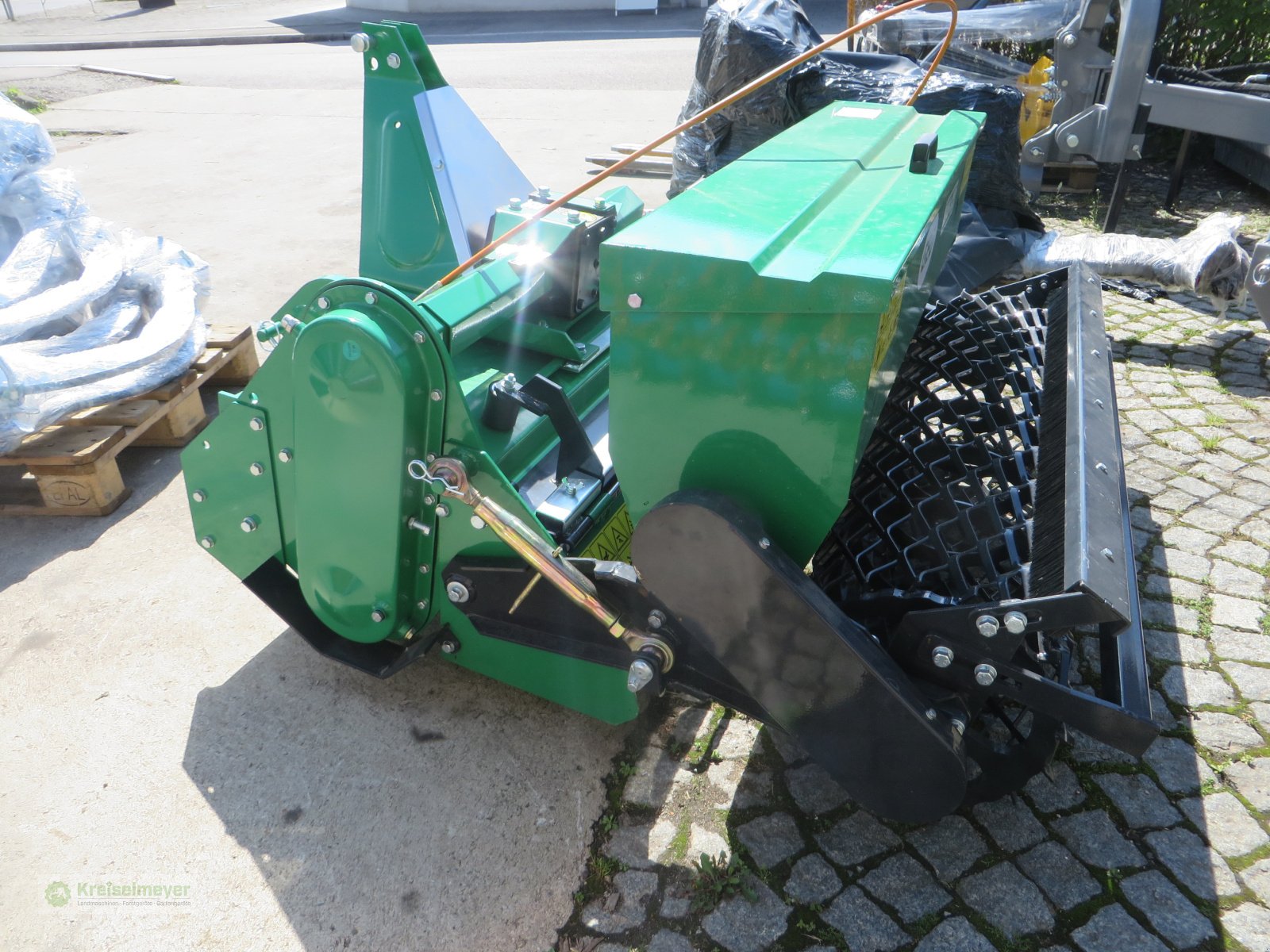 Bodenfräse typu Sonstige 125 Bodenumkehrfräse + Saatgutbehälter + Gelenkwelle NEU, Neumaschine v Feuchtwangen (Obrázek 3)