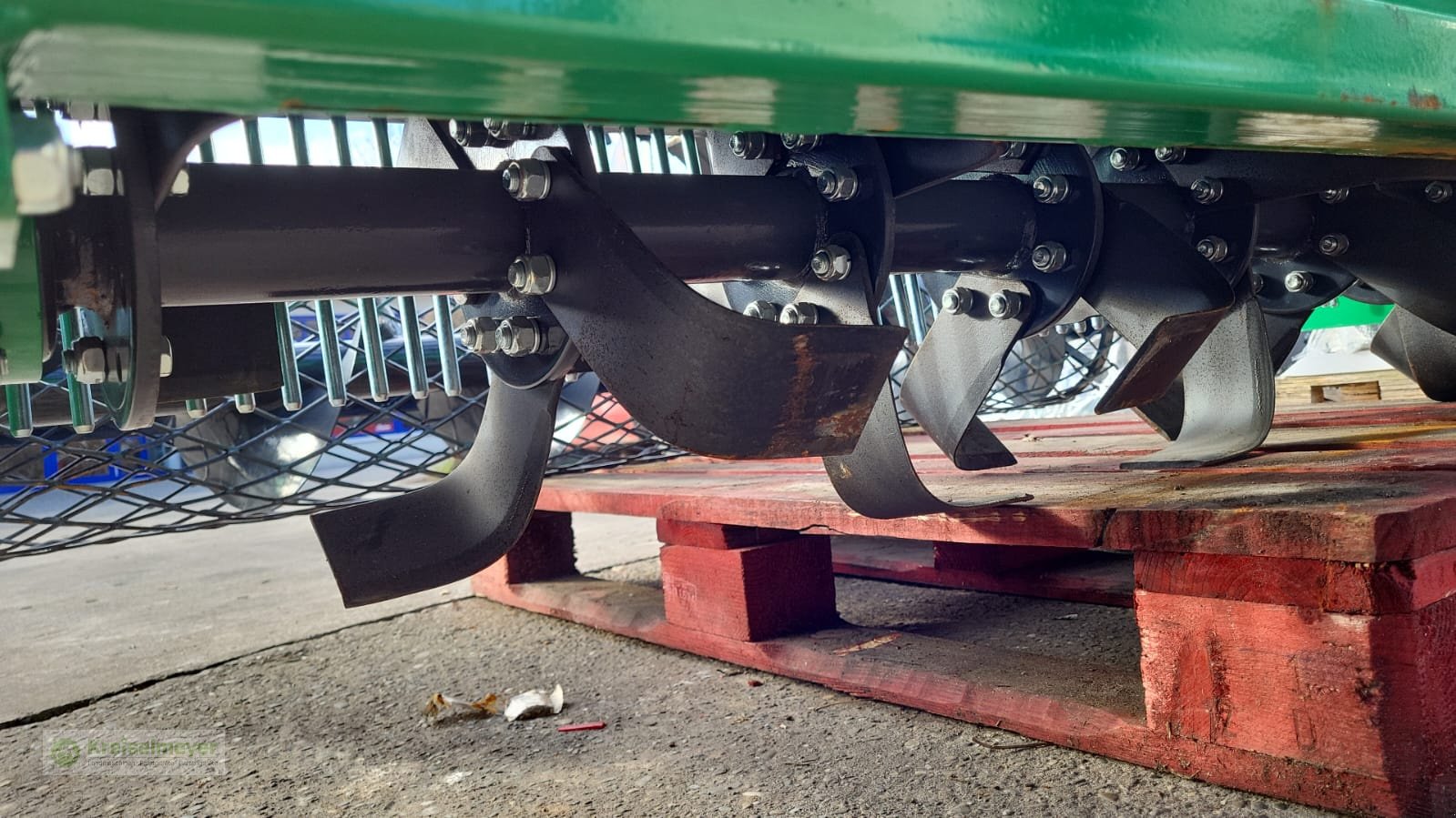 Bodenfräse typu Sonstige Bodenumkehrfräse 165 + Nachlaufgitterwalze + inkl. Zapfwelle Umkehrbodenfräse, Neumaschine v Feuchtwangen (Obrázek 4)