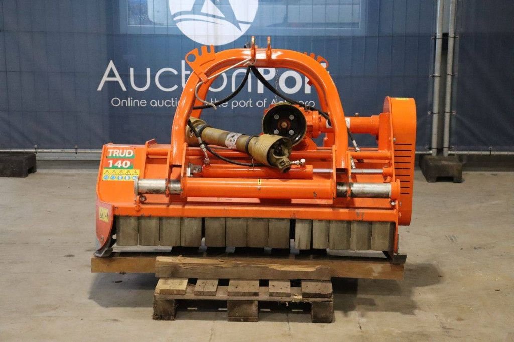 Bodenfräse of the type Sonstige Rinieri TRUD 140, Gebrauchtmaschine in Antwerpen (Picture 2)