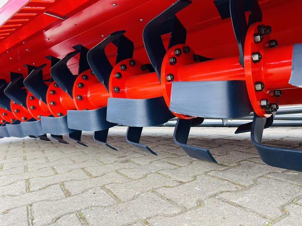 Bodenfräse of the type Sonstige Vigolo FPG3 310 E met buizenrol, Neumaschine in Coevorden (Picture 10)