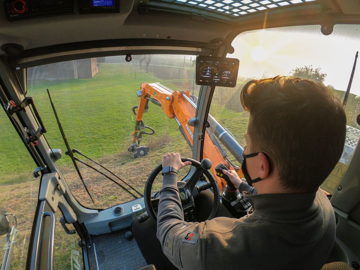 Böschungsmähgerät typu Energreen ILF Alpha - selbstfahrender Geräteträger, Vorführmaschine v Krustetten (Obrázek 2)