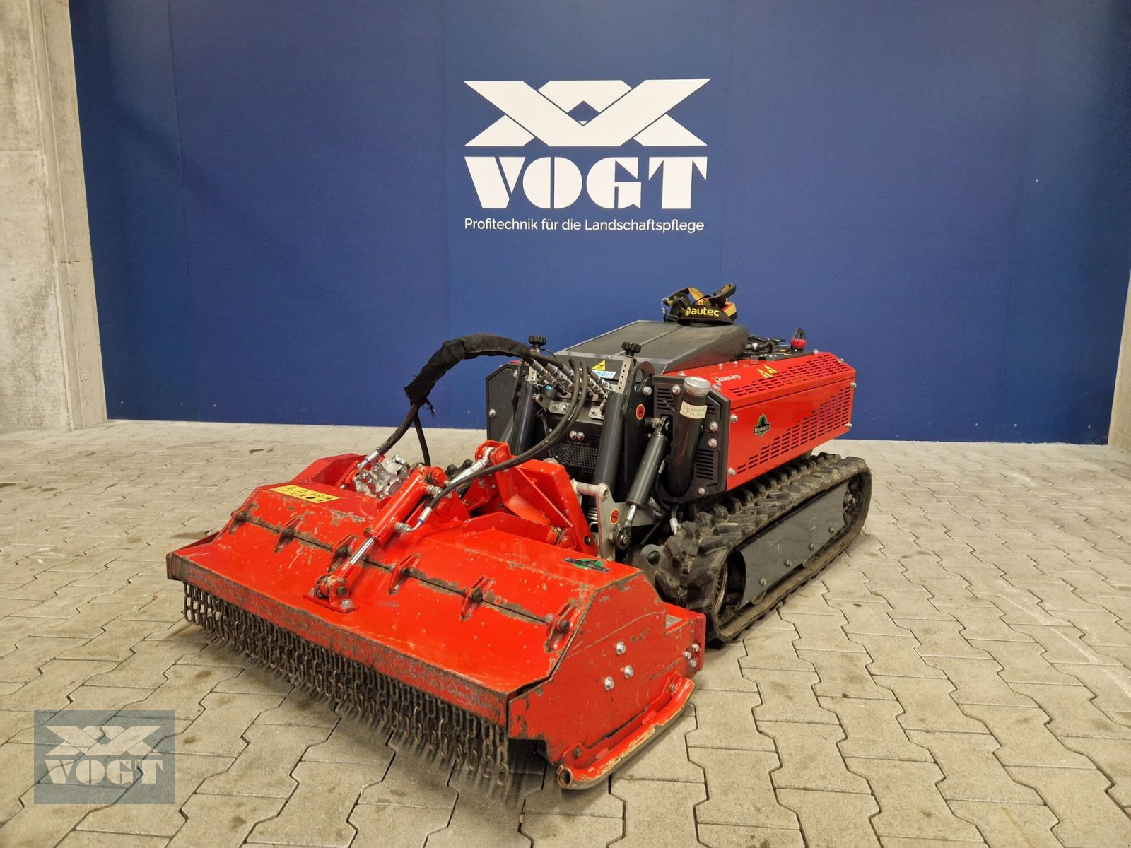 Böschungsmähgerät typu Herkules Multitec 23i RC Mulchraupe /Geräteträger mit Mulchkopf-Gebrauchtgerät-, Gebrauchtmaschine v Schmallenberg (Obrázek 1)