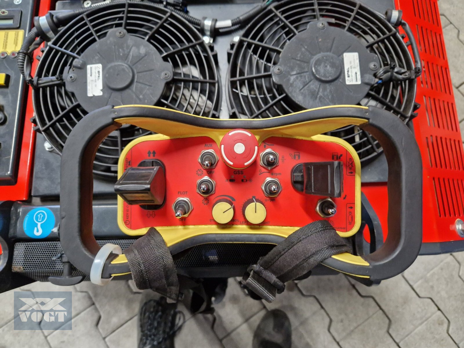 Böschungsmähgerät typu Herkules Multitec 23i RC Mulchraupe /Geräteträger mit Mulchkopf-Gebrauchtgerät-, Gebrauchtmaschine v Schmallenberg (Obrázek 7)