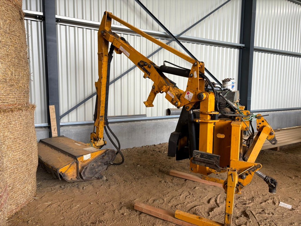 Böschungsmähgerät typu McConnel MAG 480 E, Gebrauchtmaschine v UZERCHE (Obrázek 1)