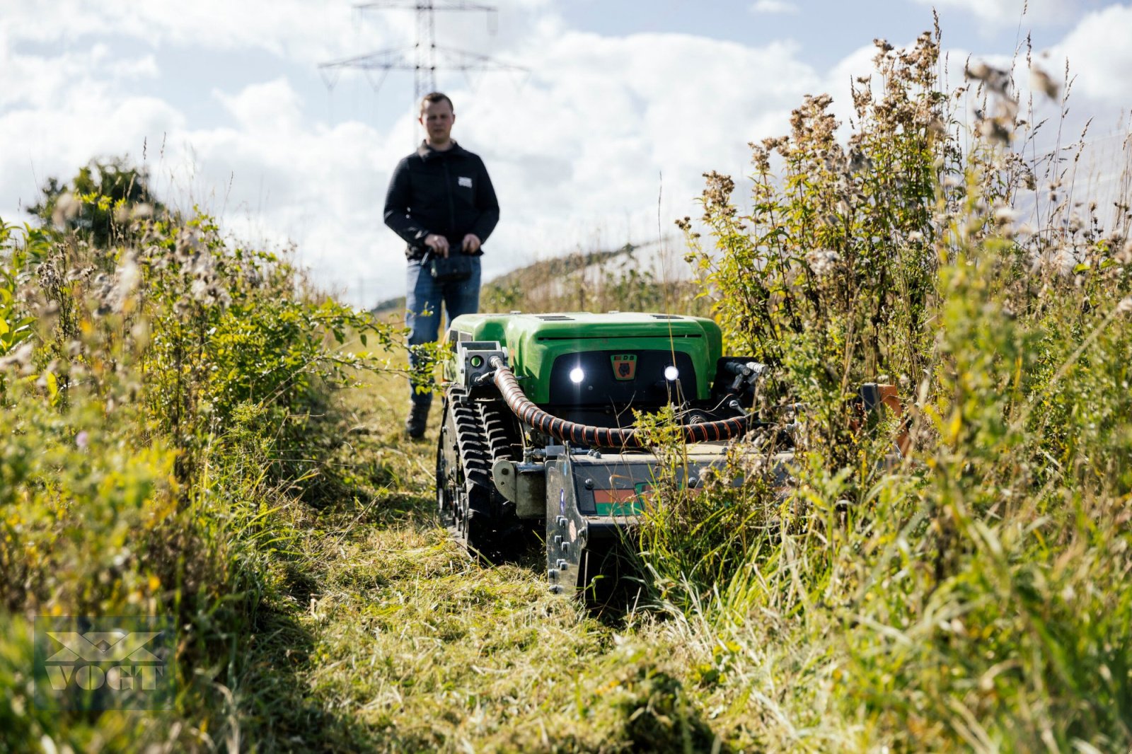 Böschungsmähgerät tipa MDB LV250 PRO Kompakte Mähraupe /Mulchraupe /Funkraupe inkl. Schlegelmulcher-, Neumaschine u Schmallenberg (Slika 21)
