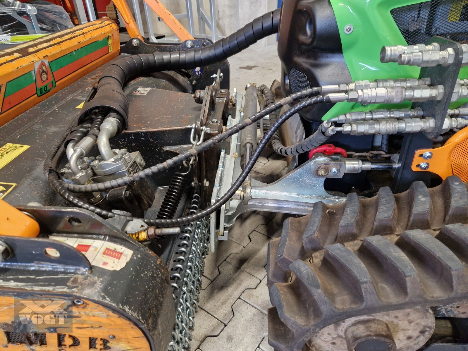 Böschungsmähgerät des Typs MDB LV800 Mulchraupe /Forstraupe inkl. MDB TF-150 Forstmulchkopf, Gebrauchtmaschine in Schmallenberg (Bild 16)