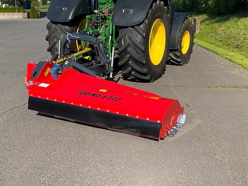 Böschungsmähgerät des Typs Omarv Böschungsmulcher Seitenmulcher Auslegemulcher Torino, Gebrauchtmaschine in Schmallenberg (Bild 10)