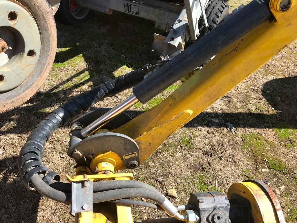 Böschungsmähgerät des Typs Rousseau ALTEA 550 PA, Gebrauchtmaschine in MORLHON LE HAUT (Bild 7)