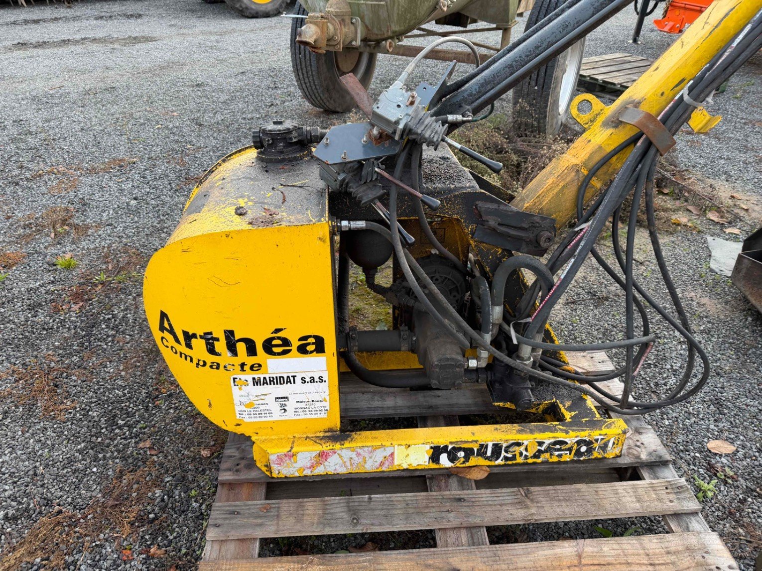 Böschungsmähgerät van het type Rousseau Arthea 460, Gebrauchtmaschine in LA SOUTERRAINE (Foto 2)