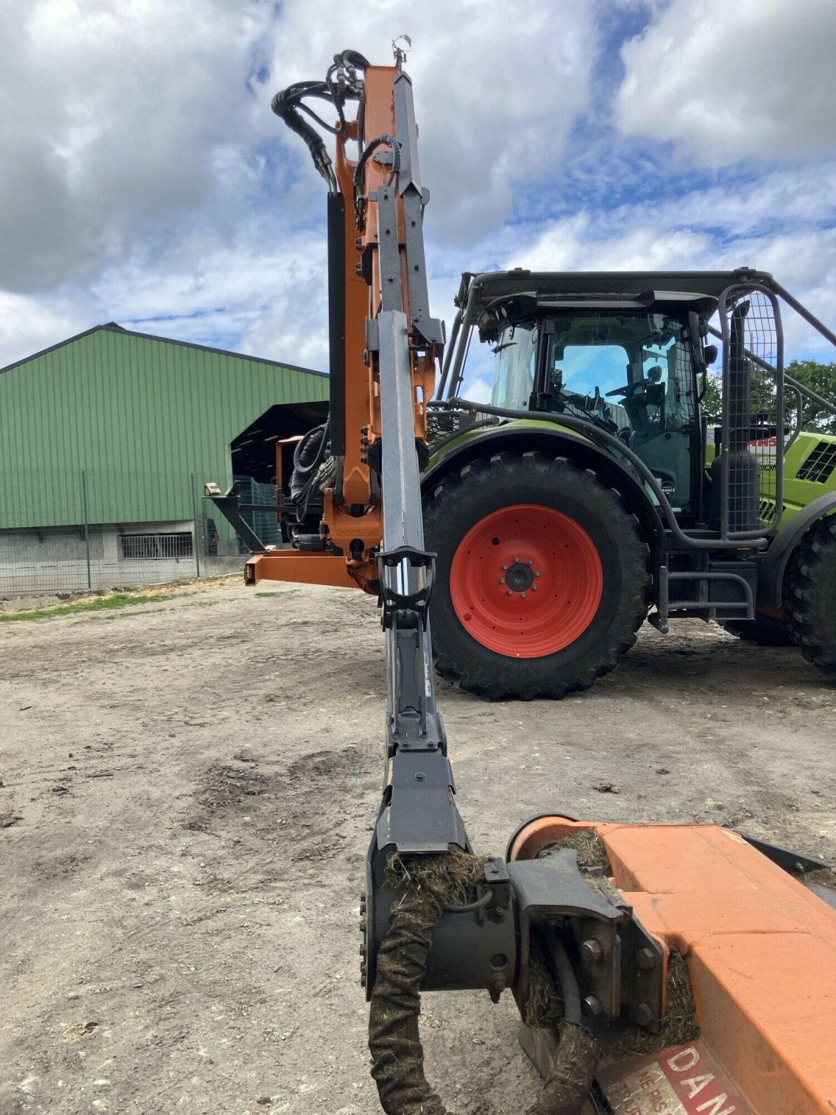 Böschungsmähgerät типа Rousseau DEBROUSSAILLEUSE FULGOR 876 AP, Gebrauchtmaschine в PONTIVY (Фотография 3)