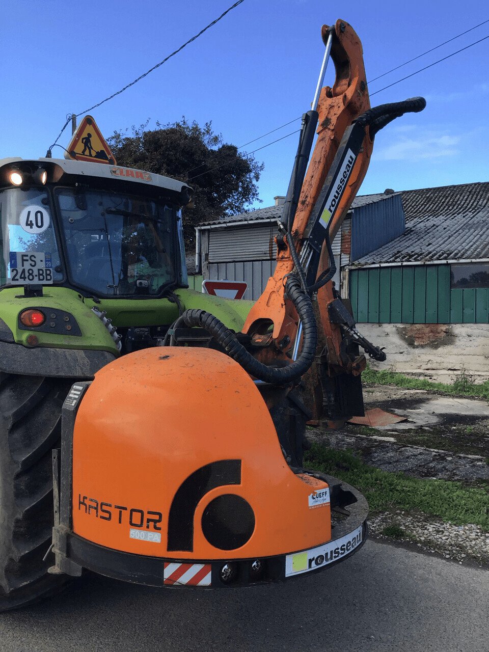 Böschungsmähgerät typu Rousseau DEBROUSSAILLEUSE  KASTOR 500PA, Gebrauchtmaschine w PLOUIGNEAU (Zdjęcie 1)