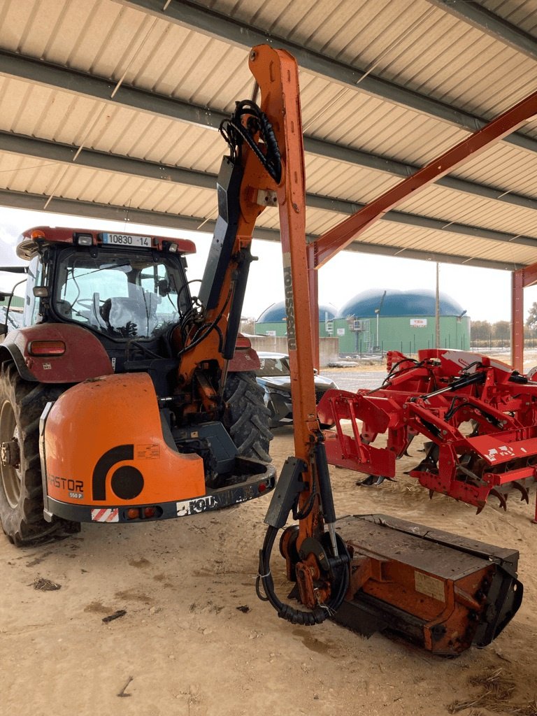 Böschungsmähgerät tip Rousseau KASTOR, Gebrauchtmaschine in ISIGNY-LE-BUAT (Poză 1)