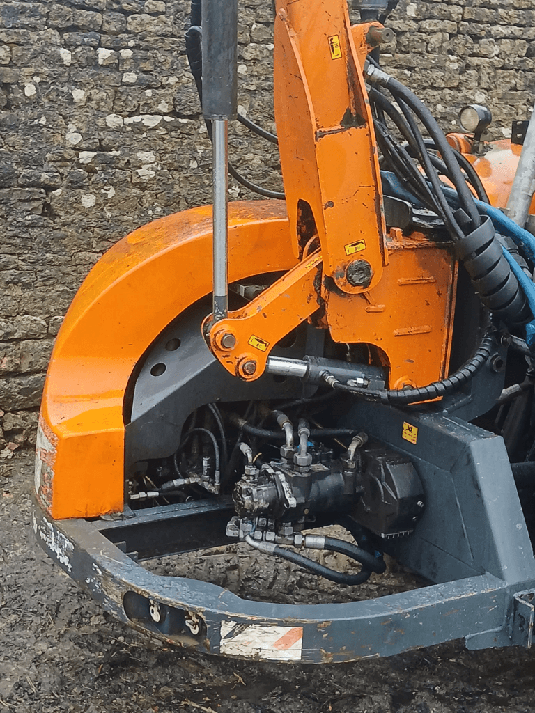 Böschungsmähgerät типа Rousseau KASTOR, Gebrauchtmaschine в ISIGNY-LE-BUAT (Фотография 4)