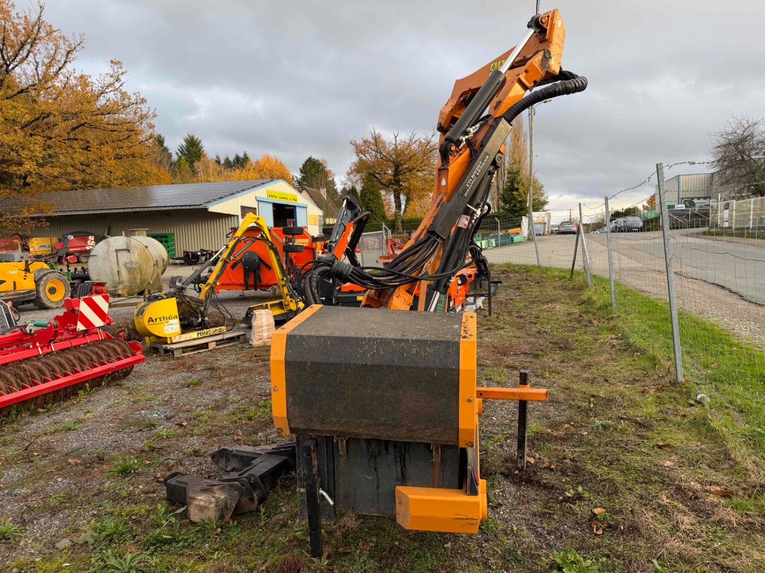 Böschungsmähgerät Türe ait SMA LYNX 2153 P, Gebrauchtmaschine içinde LA SOUTERRAINE (resim 5)