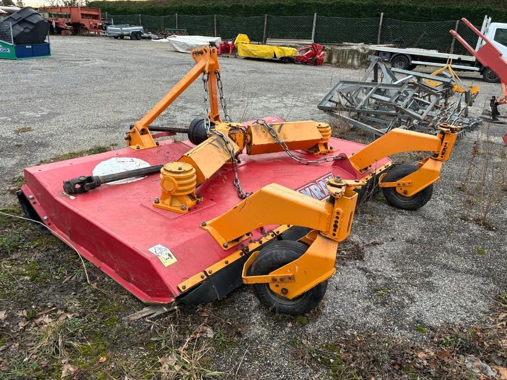 Böschungsmähgerät vrste Sonstige 2800 HD, Gebrauchtmaschine v VERNOUX EN VIVARAIS (Slika 4)