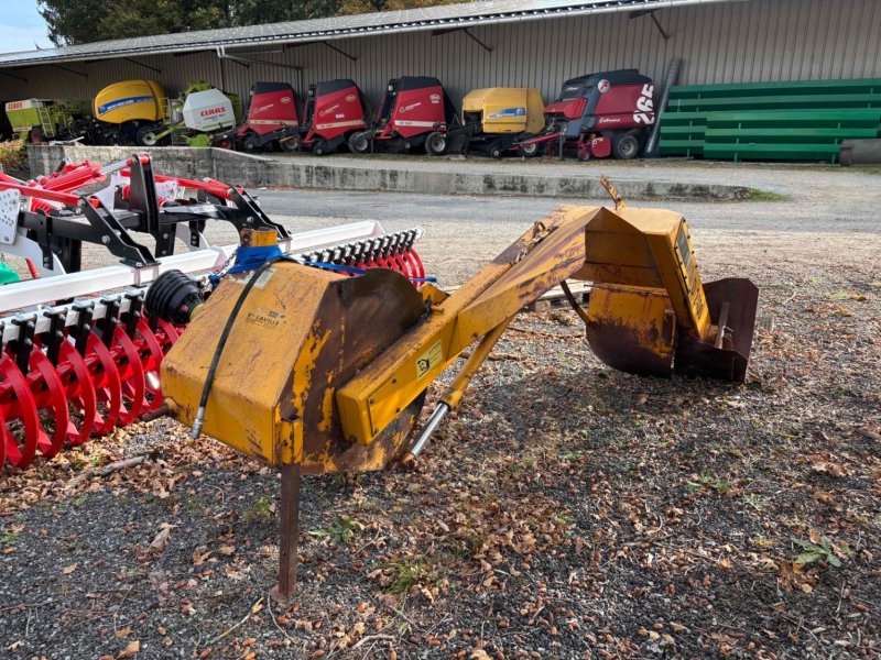 Böschungsmähgerät типа Sonstige Cureuse de fossés D2400 Agram, Gebrauchtmaschine в LA SOUTERRAINE (Фотография 1)