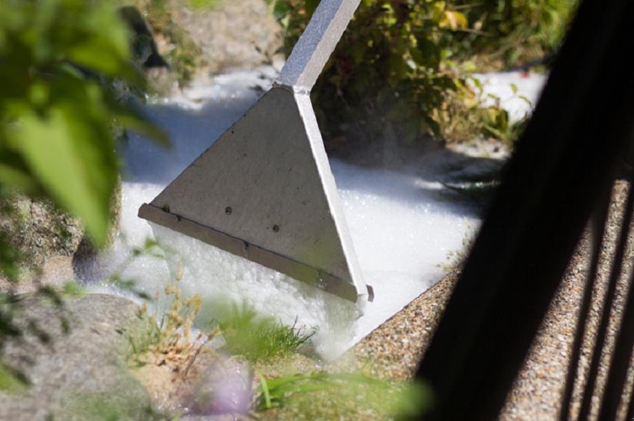 Böschungsmähgerät tip Sonstige Machine de désherbage et nettoyage sans herbicides, Gebrauchtmaschine in Aesch (Poză 2)