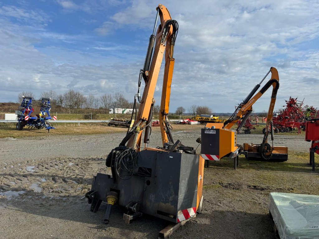 Böschungsmähgerät типа Sonstige Pluton premium, Gebrauchtmaschine в GUERET (Фотография 11)