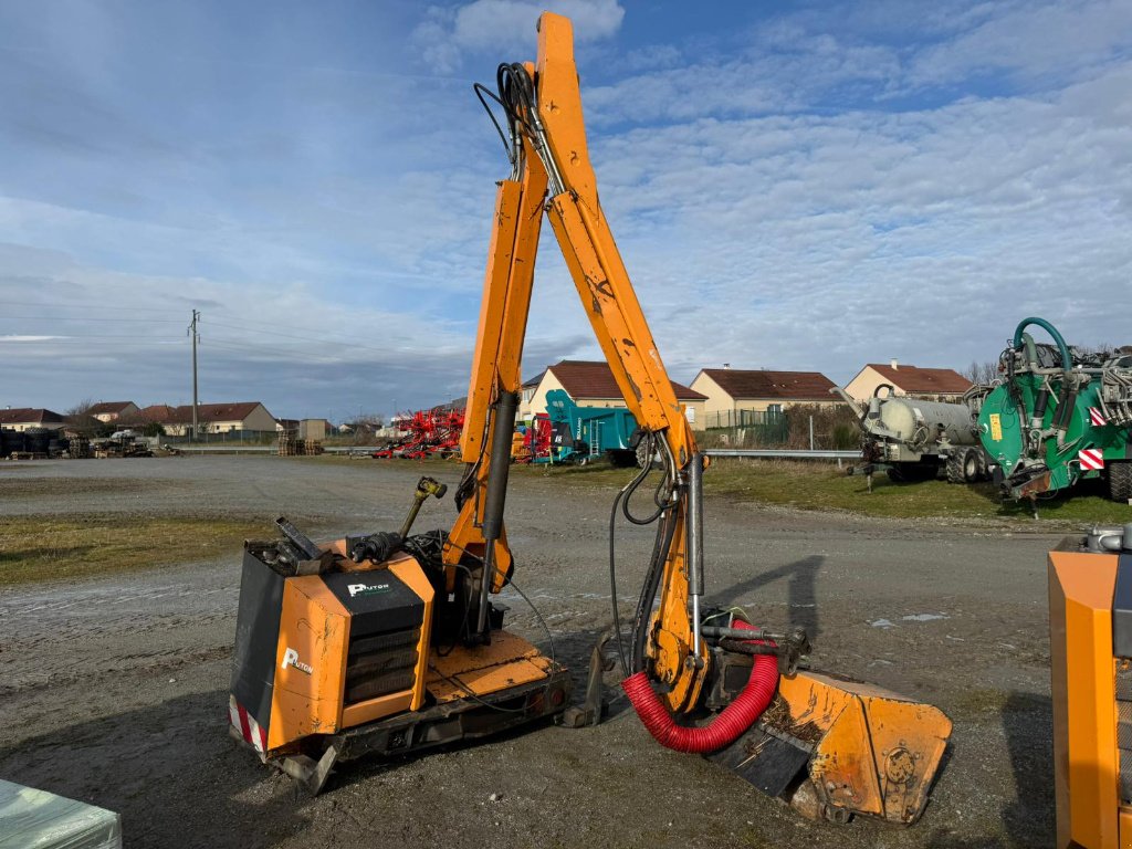 Böschungsmähgerät типа Sonstige Pluton premium, Gebrauchtmaschine в GUERET (Фотография 1)