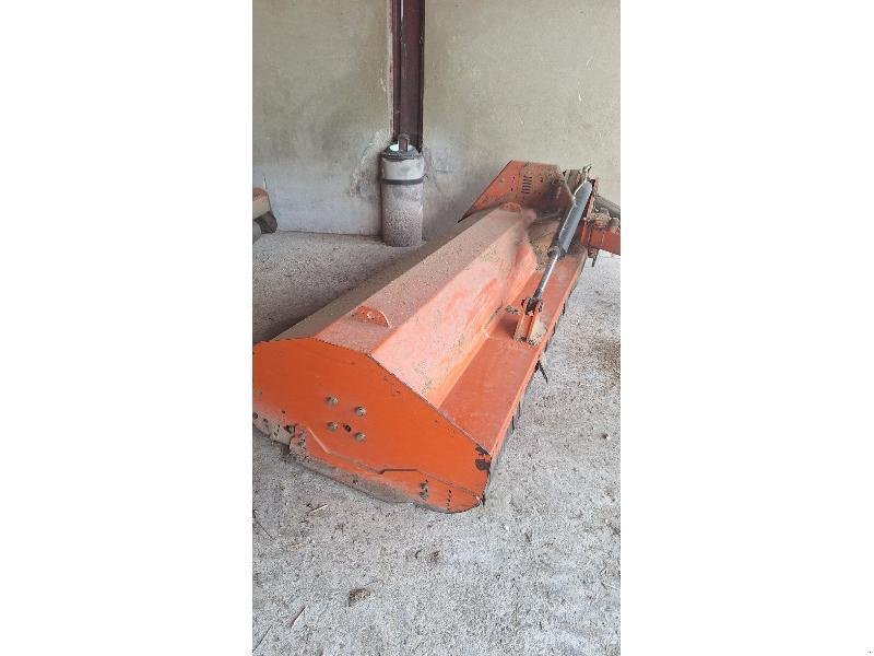 Böschungsmähgerät типа Tierre TCL PRO 230, Gebrauchtmaschine в CHAUMONT (Фотография 2)