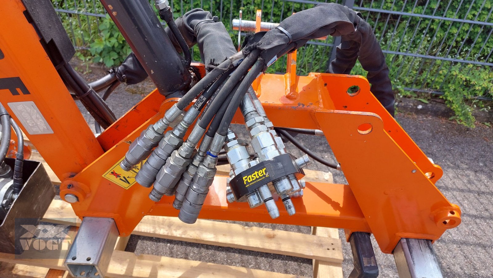 Böschungsmähgerät Türe ait Tifermec 300F Ausleger inkl. Mulchkopf T-60G für MDB Funkraupe-Vorführgerät-, Gebrauchtmaschine içinde Schmallenberg (resim 7)