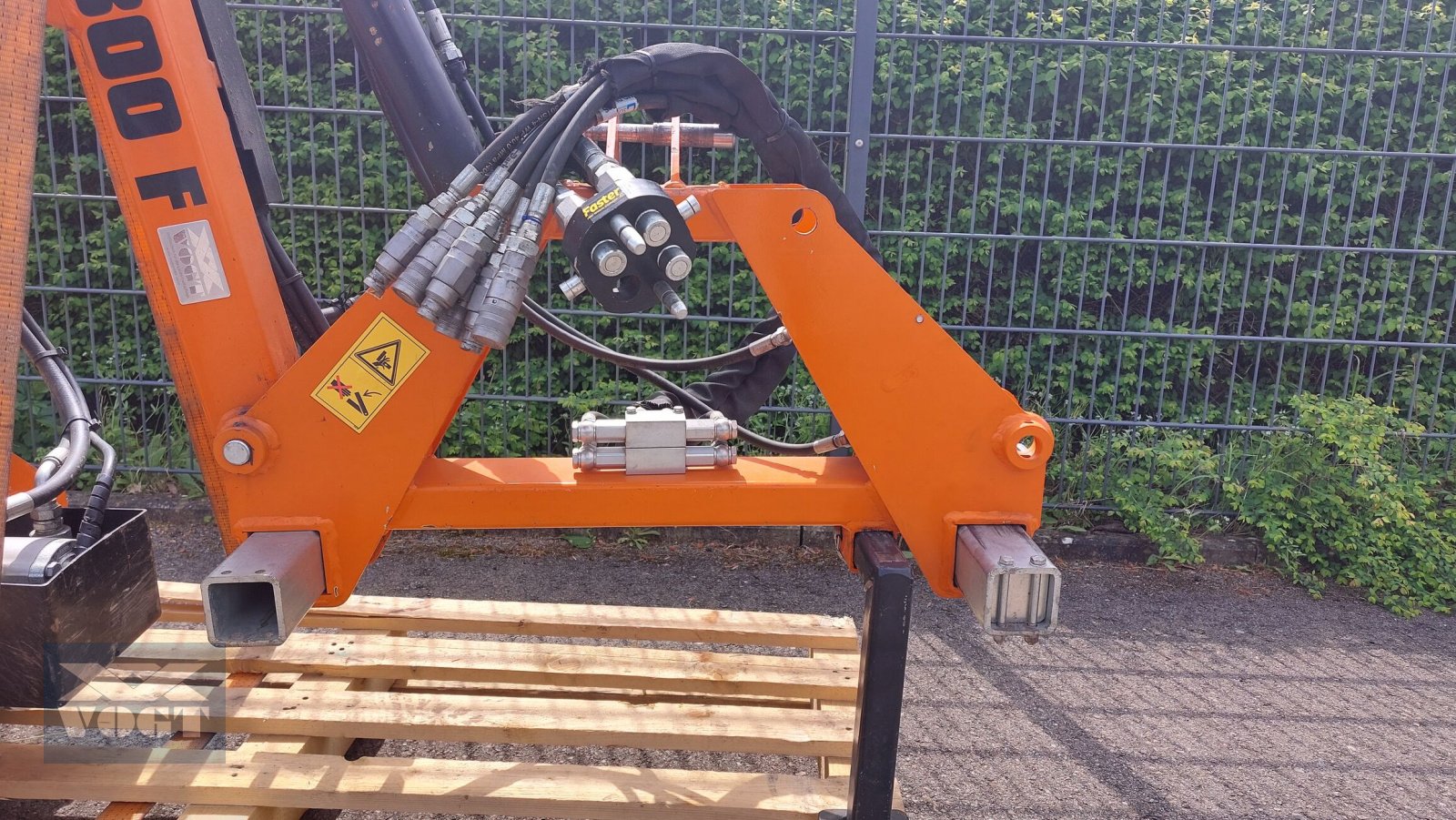 Böschungsmähgerät Türe ait Tifermec 300F Ausleger inkl. Mulchkopf T-60G für MDB Funkraupe-Vorführgerät-, Gebrauchtmaschine içinde Schmallenberg (resim 8)