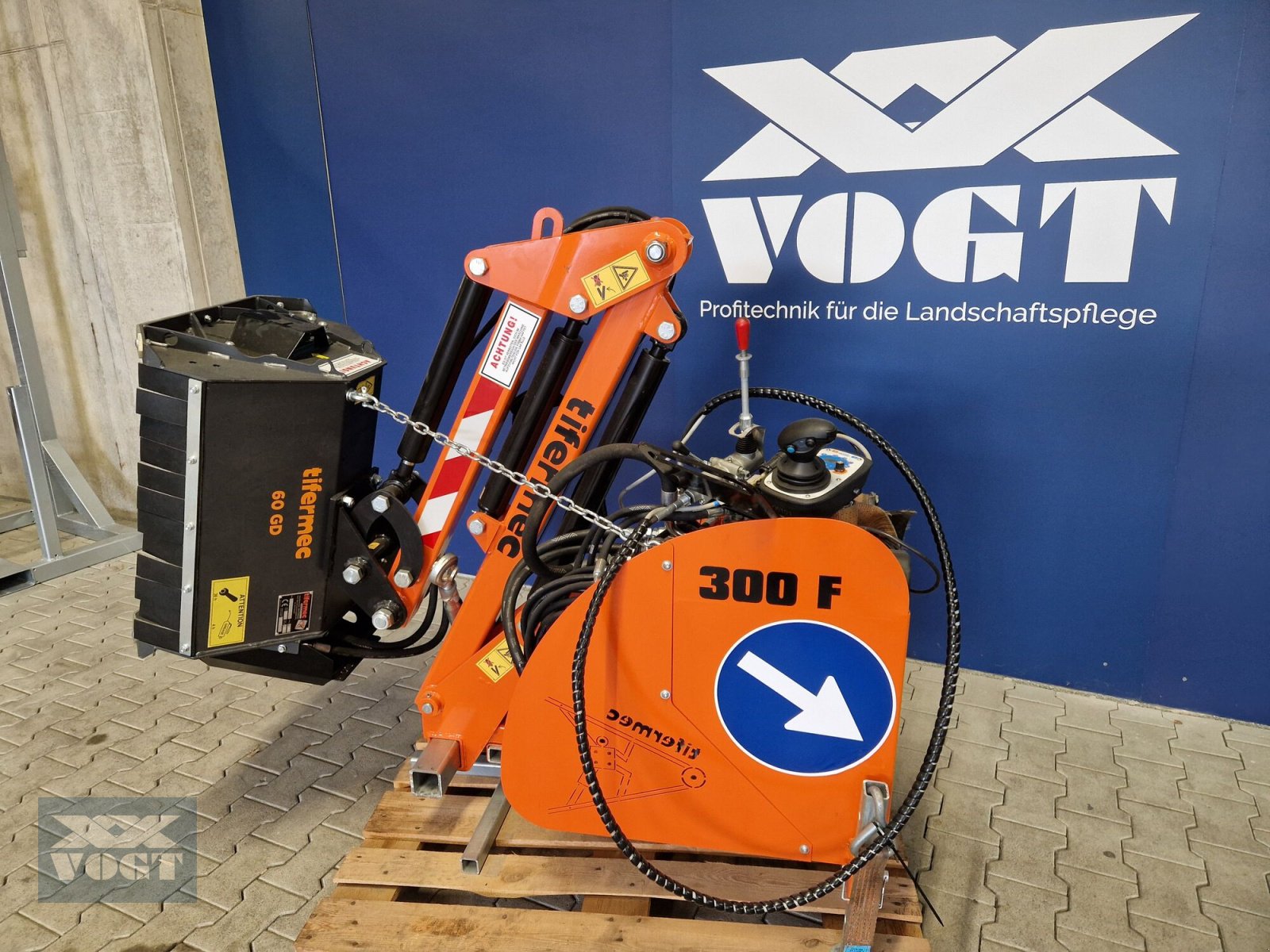 Böschungsmähgerät Türe ait Tifermec DEC 300F FR inkl. Mulchkopf T-60 G CS Auslegemulcher für Traktor-Lagergerät, Neumaschine içinde Schmallenberg (resim 1)