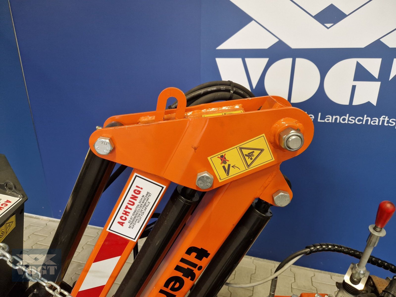 Böschungsmähgerät Türe ait Tifermec DEC 300F FR inkl. Mulchkopf T-60 G CS Auslegemulcher für Traktor-Lagergerät, Neumaschine içinde Schmallenberg (resim 15)