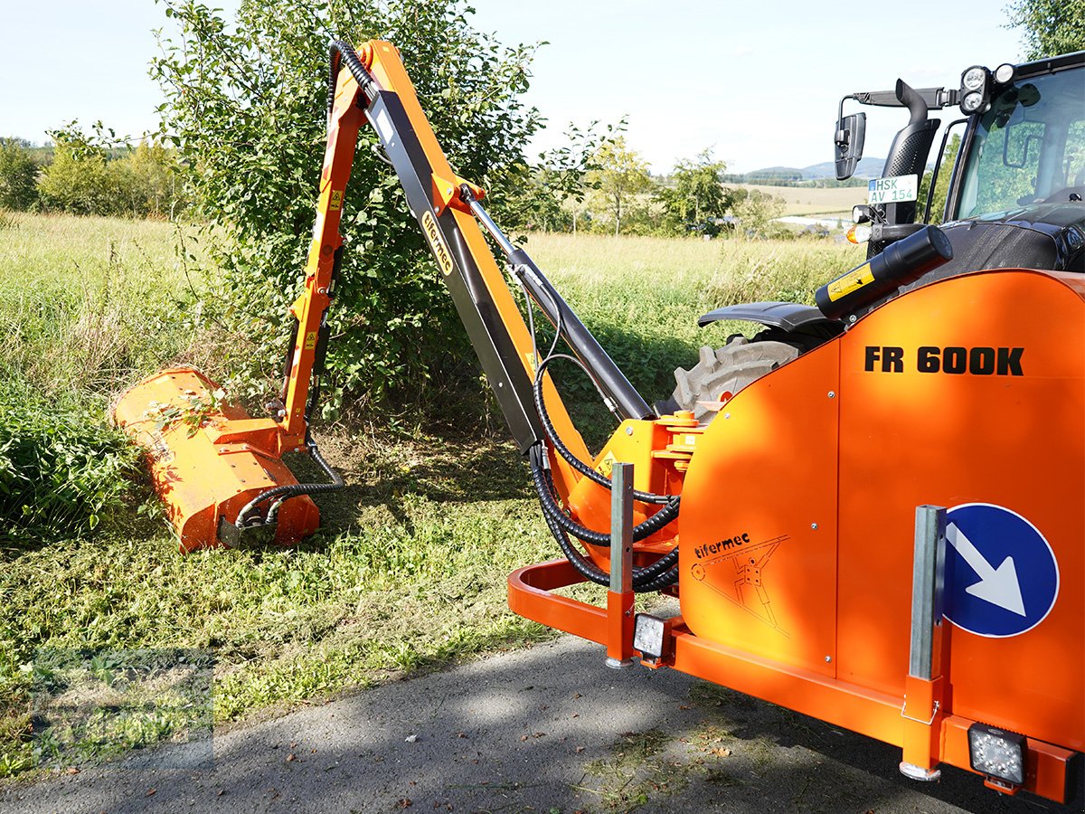 Böschungsmähgerät des Typs Tifermec DEC600K FR inkl. Mulchkopf T-130P Auslegemulcher /Böschungsmulcher, Neumaschine in Schmallenberg (Bild 3)