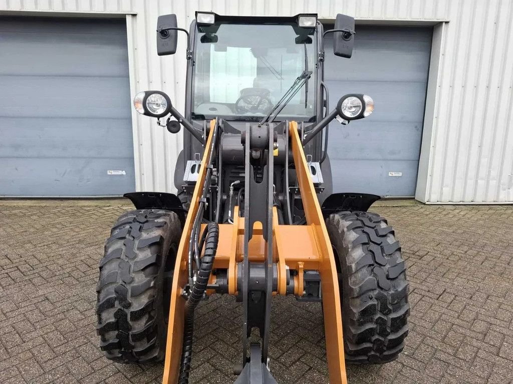 Bulldozer za tip Case 21F Graafmachine - 03Y-YXG, Gebrauchtmaschine u Heijen (Slika 3)