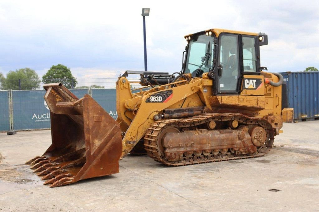 Bulldozer del tipo Caterpillar 963D, Gebrauchtmaschine en Antwerpen (Imagen 10)
