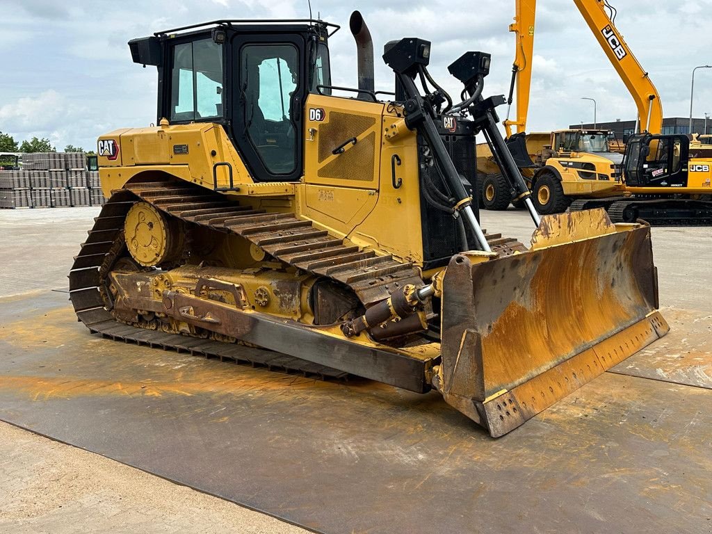Bulldozer des Typs Caterpillar D6 LGP, Gebrauchtmaschine in Velddriel (Bild 8)