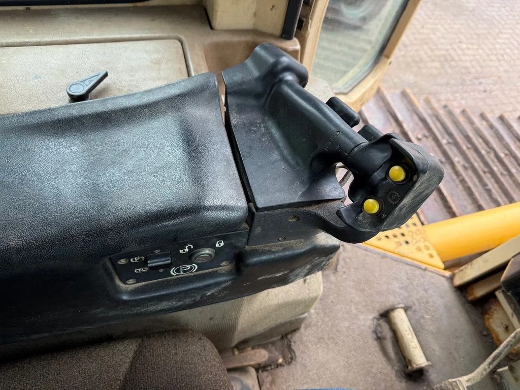 Bulldozer des Typs Caterpillar D6M, Gebrauchtmaschine in Doetinchem (Bild 10)