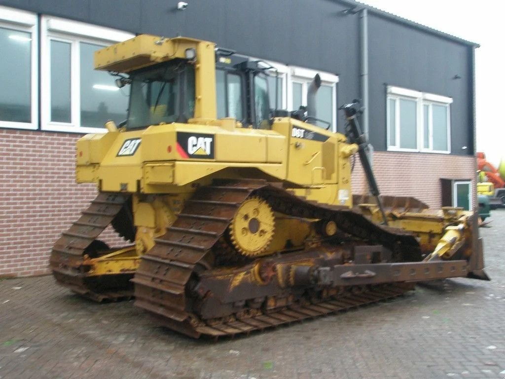 Bulldozer des Typs Caterpillar D6T LGP, Gebrauchtmaschine in Barneveld (Bild 3)