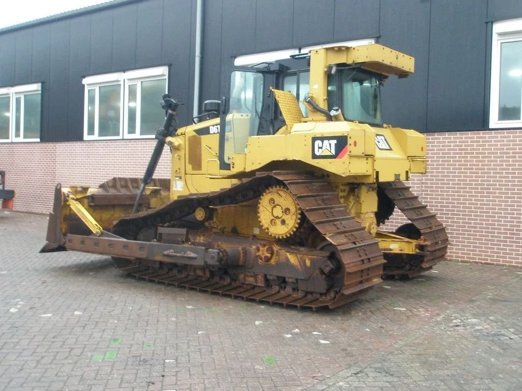 Bulldozer des Typs Caterpillar D6T LGP, Gebrauchtmaschine in Barneveld (Bild 4)