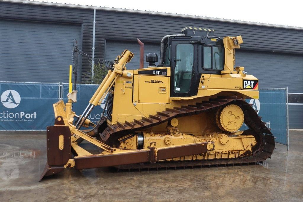 Bulldozer tip Caterpillar D6T LGP, Gebrauchtmaschine in Antwerpen (Poză 1)