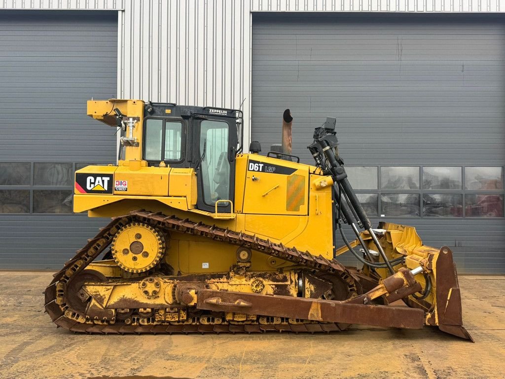 Bulldozer des Typs Caterpillar D6T LGP, Gebrauchtmaschine in Velddriel (Bild 7)