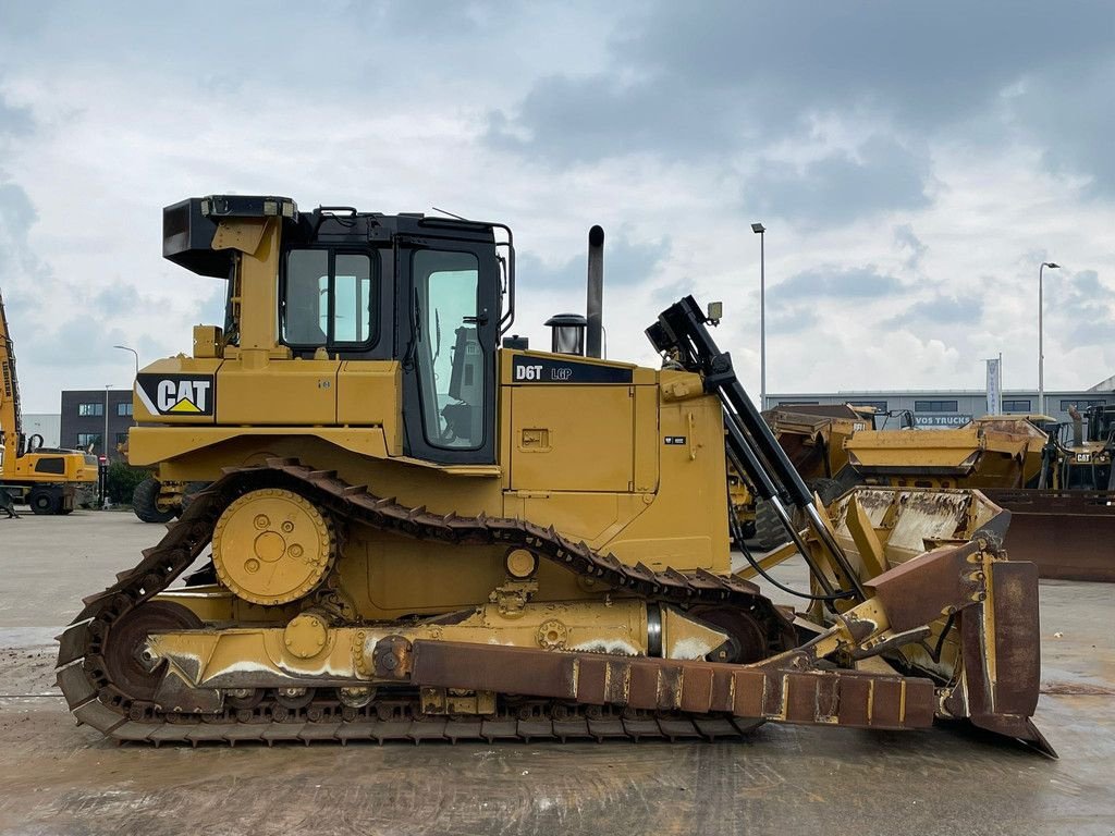 Bulldozer del tipo Caterpillar D6T LGP, Gebrauchtmaschine In Velddriel (Immagine 7)