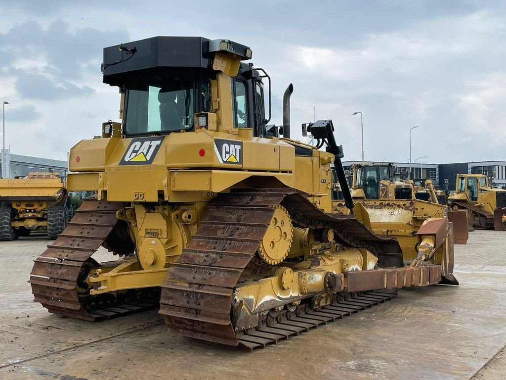 Bulldozer del tipo Caterpillar D6T LGP, Gebrauchtmaschine In Velddriel (Immagine 5)