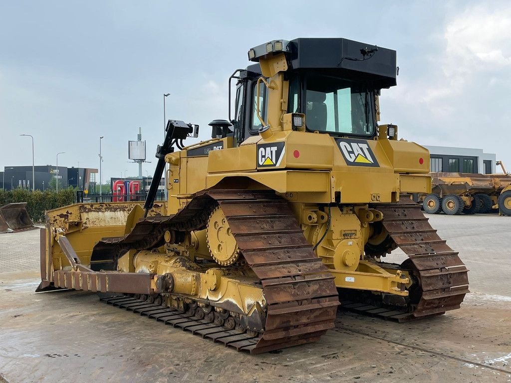 Bulldozer del tipo Caterpillar D6T LGP, Gebrauchtmaschine In Velddriel (Immagine 3)