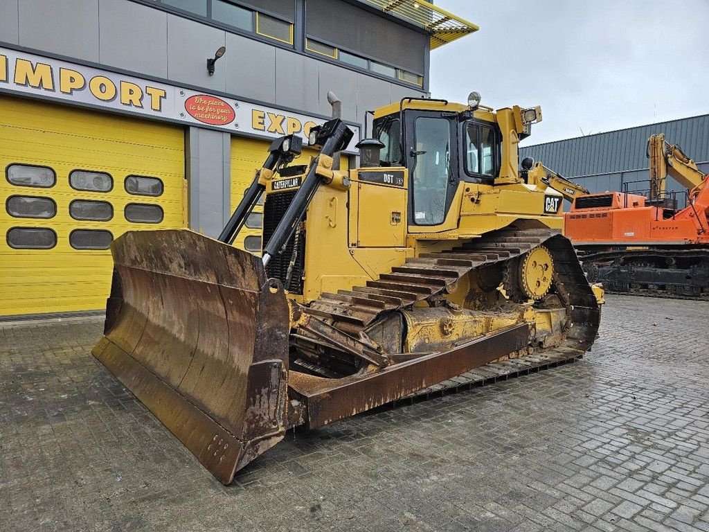 Bulldozer typu Caterpillar D6T, Gebrauchtmaschine v Krabbendijke (Obrázek 2)